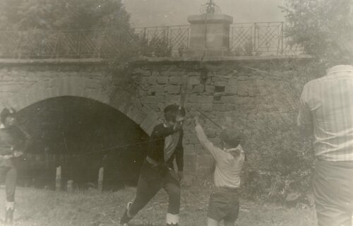 62